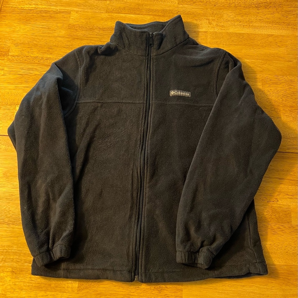 Men’s Columbia Fleece Jacket, Large